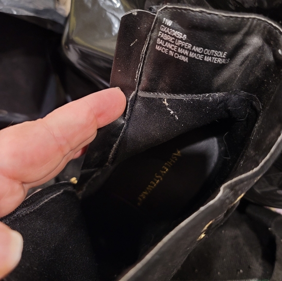 Ashley Stewart Wide Width Heels - Picture 2 of 3